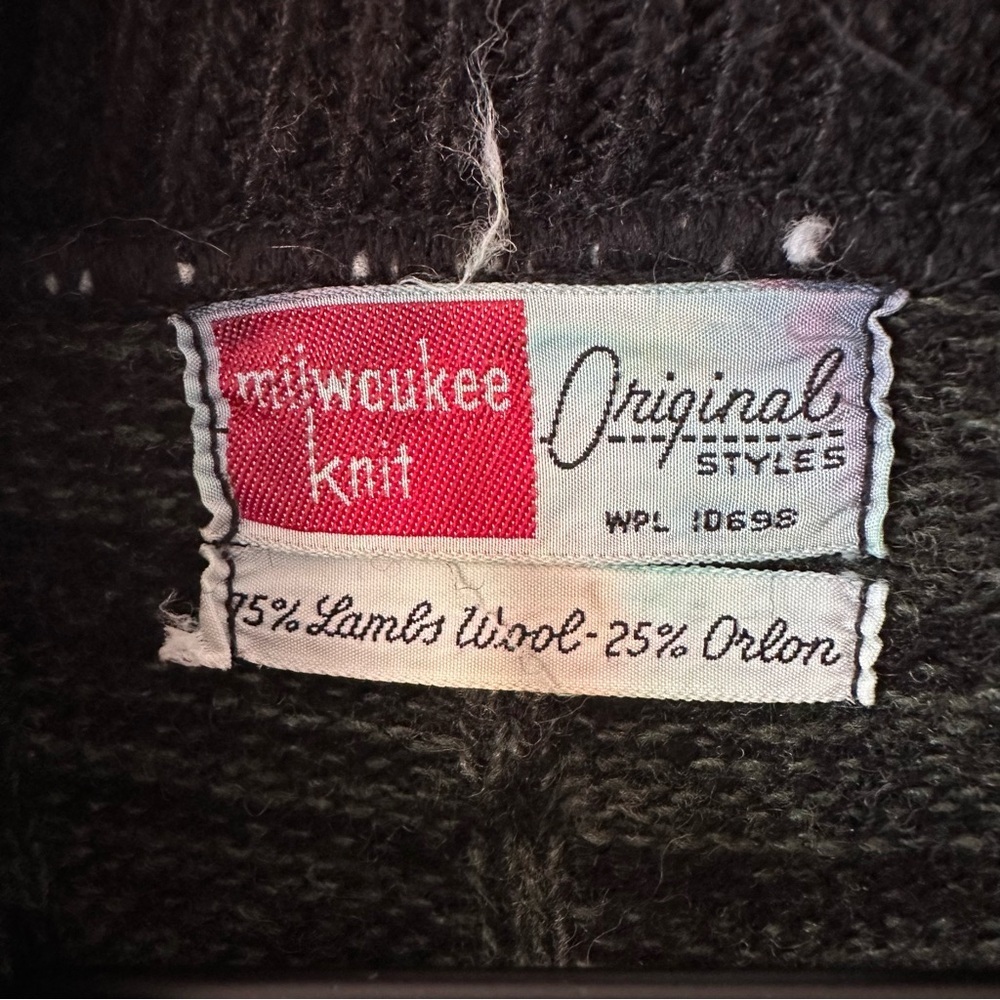 Milwaukee Knits Vintage 50s 60s  Sz M Wool Orlon Sweater Pockets Cricket Vneck - Picture 11 of 15